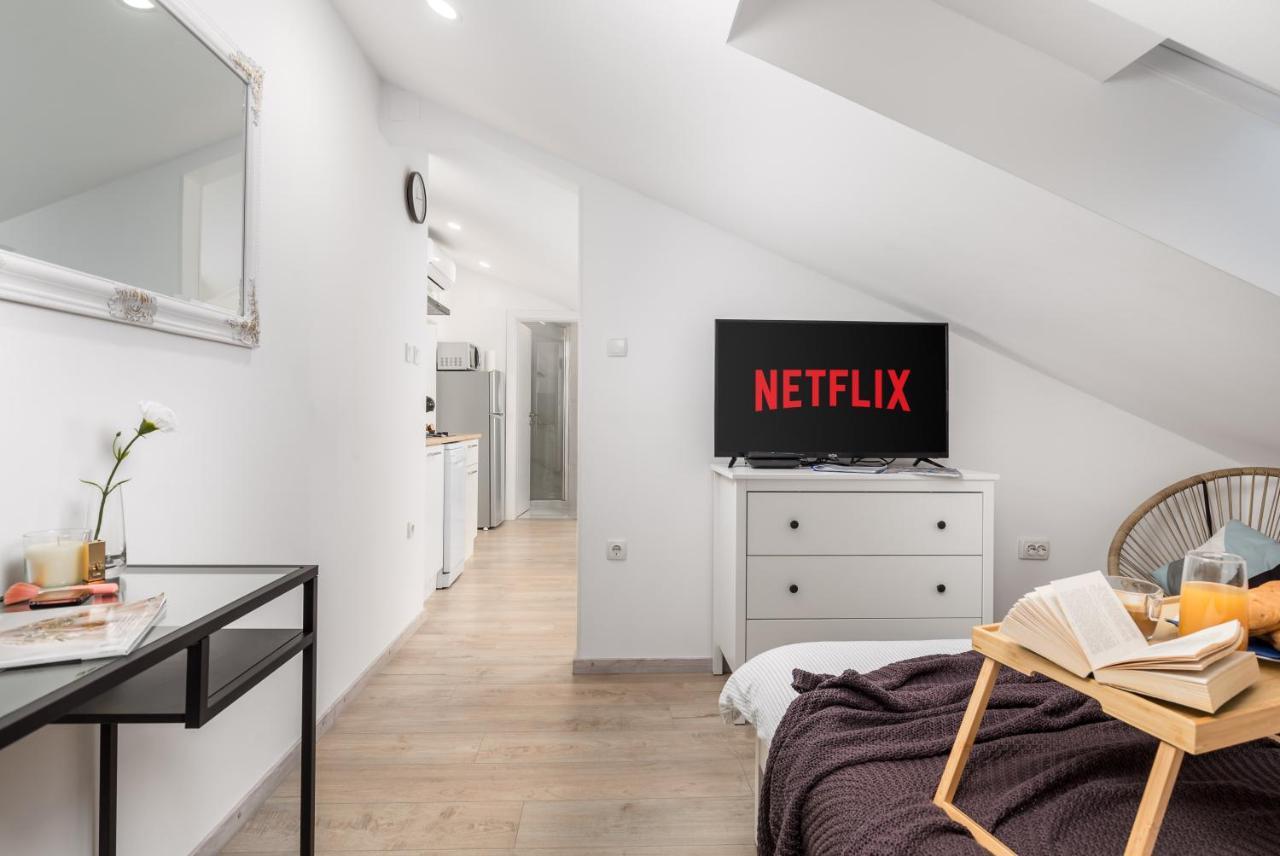 Bella Ciao Apartments Риека Экстерьер фото